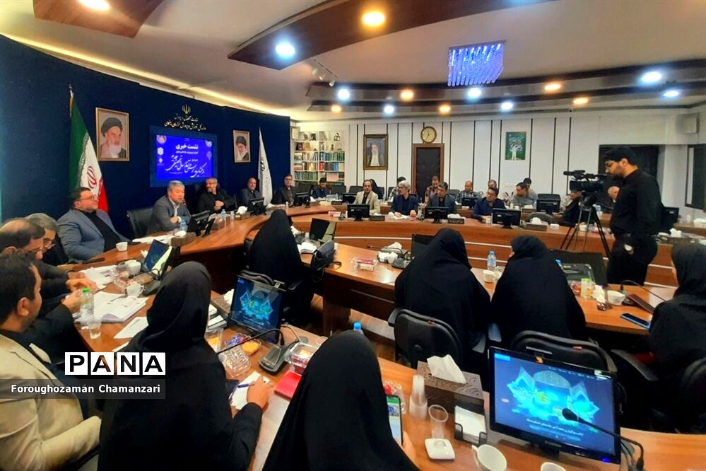اولین نشست خبری مدیرکل آموزش و پرورش خراسان‌رضوی با اصحاب رسانه