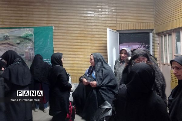 برگزاری طرح گام‌های عاشقی در دبیرستان پروین اعتصامی