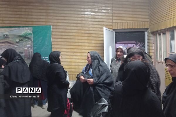 برگزاری طرح گام‌های عاشقی در دبیرستان پروین اعتصامی