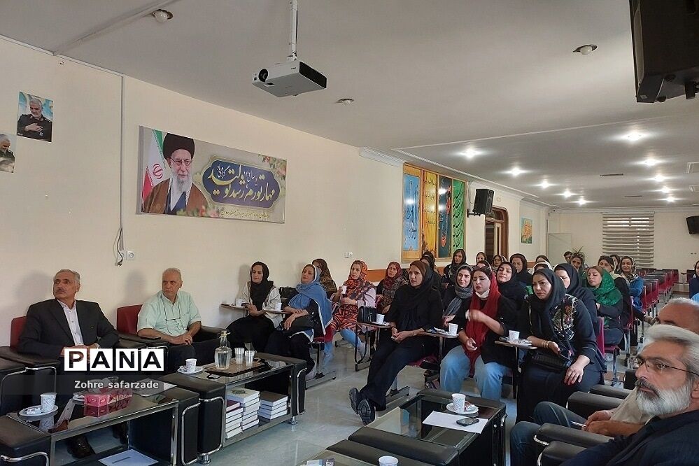 برگزاری جلسه کارگروه ماده ۱۸ سرویس مدارس در آموزش و پرورش رودهن