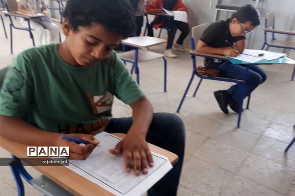 برگزاری مسابقه کتابخوانی دانایی، توانایی در ابرکوه