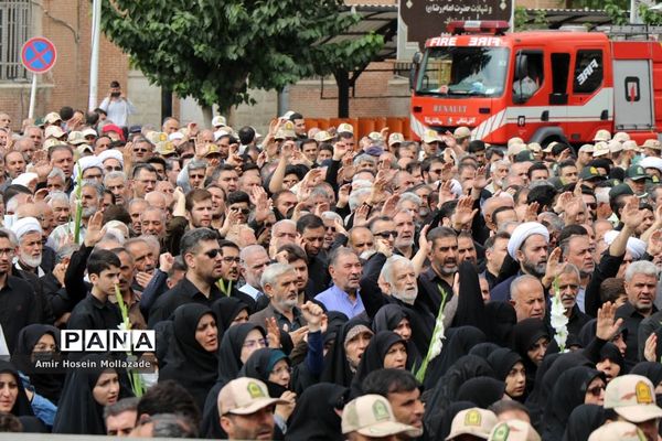 استقبال مردم ارومیه از 24 شهید تازه تفحص شده