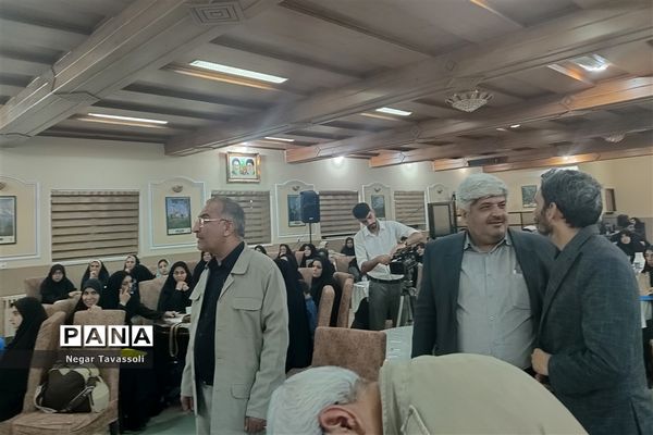 اولین اردوی برنامه‌ریزی تحول در مدرسه در شیراز