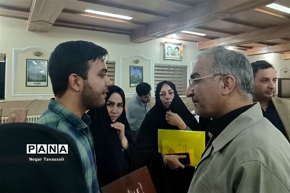 اولین اردوی برنامه‌ریزی تحول در مدرسه در شیراز
