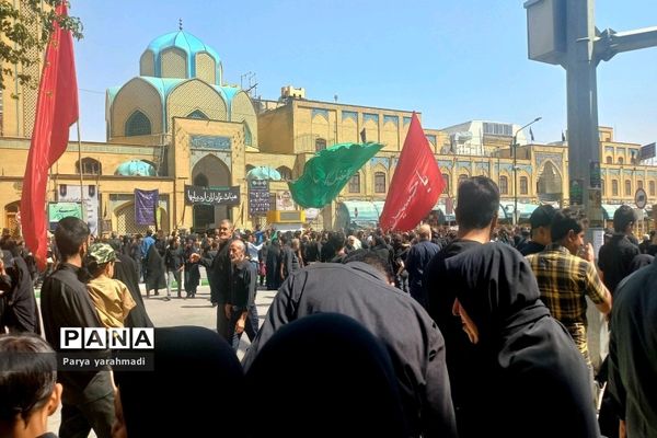 حال و هوای کوچه‌ها و خیابان‌های اطراف حرم‌امام‌رضا‌(ع)