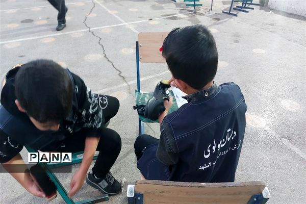 مشارکت پرشور و خودجوش دانش‌آموزان دبستان مولوی در طرح گام‌های عاشقی