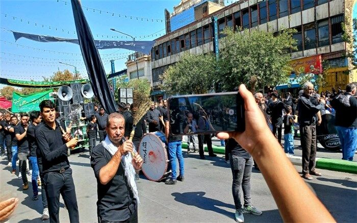 حضور پر شور شیعیان از اقصی نقاط جهان در ایام سوگواری امام رضا (ع)/فیلم