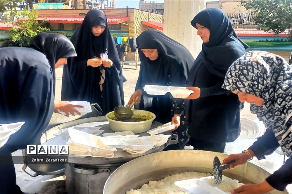 اسکان زائران در مدارس مشهد مقدس