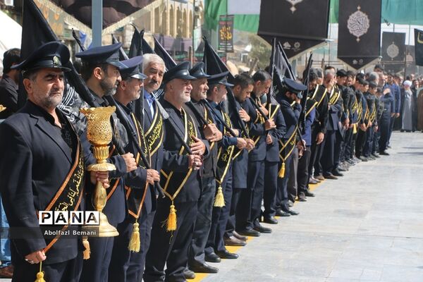 دسته عزاداری خادمان حرم خواهر در سوگ شهادت برادر
