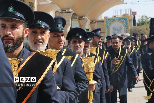 دسته عزاداری خادمان حرم خواهر در سوگ شهادت برادر