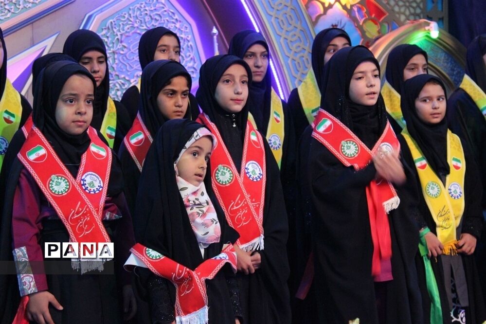 افتتاحیه اردوی تشکیلاتی یاور‌مربیان عضو سازمان دانش آموزی استان اصفهان