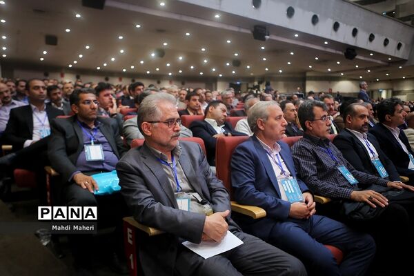 همایش مدیران مدارس سراسر کشور