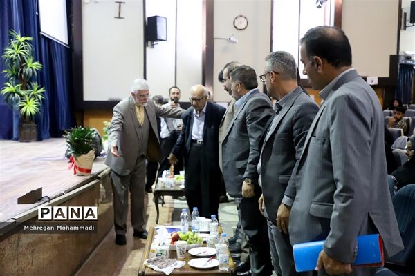 همایش وبیناری مدیران سراسر کشور  گلستان