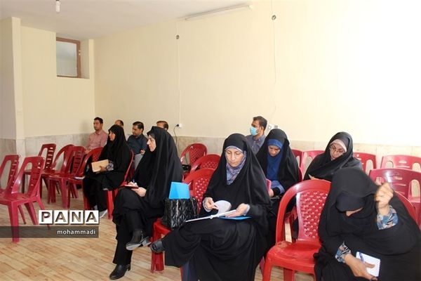 آموزش و ارتقاءتوانمندی‌های منابع انسانی معاونت پرورشی و فرهنگی