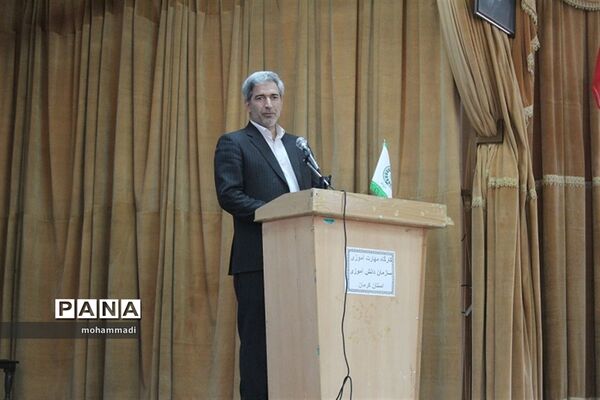 آموزش و ارتقاءتوانمندی‌های منابع انسانی معاونت پرورشی و فرهنگی
