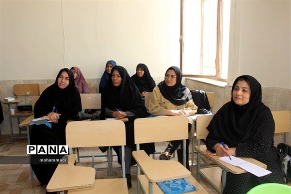 آموزش و ارتقاءتوانمندی‌های منابع انسانی معاونت پرورشی و فرهنگی
