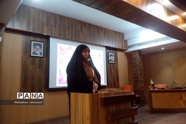 برگزاری جلسه معارفه مدیران و کادر جدید اجرایی  با اولیا