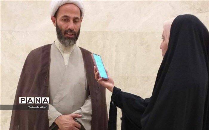 دانش‌آموزان بسیجی باید خودساخته باشند