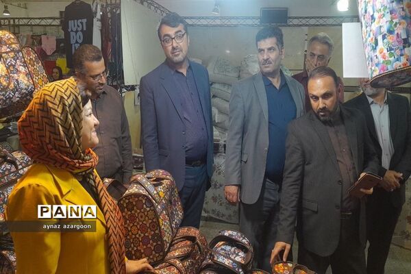 نمایشگاه پاییزه در قائمشهر
