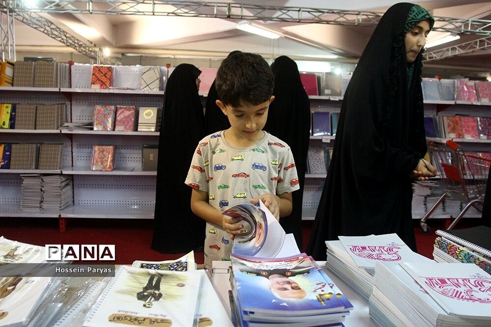 تحول در حوزه ادبیات کار ساده‌ای نیست