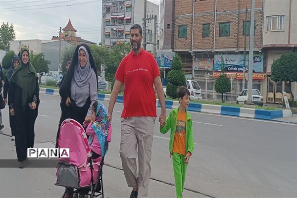 همایش بزرگ پیاده‌روی خانوادگی به‌مناسبت گرامیداشت هفته دفاع مقدس