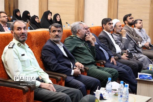 شورای آموزش و پرورش شهرستان کاشمر با حضور مشاور وزیر آموزش و پرورش