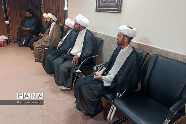 مراسم تقدیر از روحانیون طرح امین در رودهن