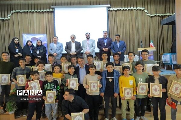 مرحله استانی ششمین دوره جشنواره کتابخوانی