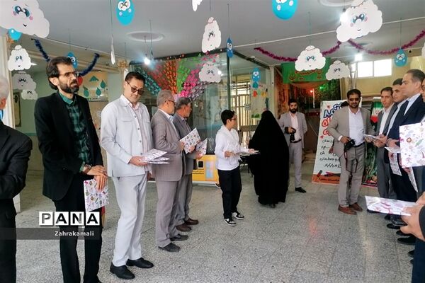 جشن شکوفه‌ها و کلاس اولی‌ها در شهرستان‌شهریار