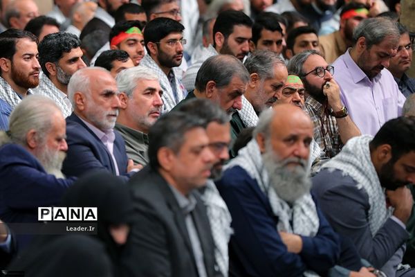 دیدار پیشکسوتان دفاع مقدس با رهبر انقلاب