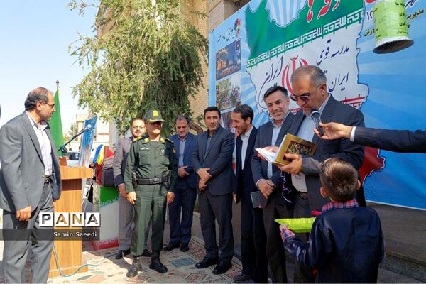 آیین استانی جشن روز شکوفه‌ها در دبستان پسرانه فسایی نژاد ناحیه ۳ شیراز