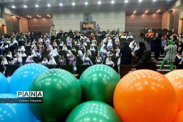 برگزاری جشن شکوفه‌های پایه اول دبستان دخترانه بعثت ناحیه ۳ شیراز در تالار سعدی