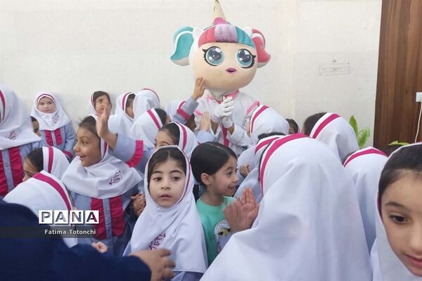 برگزاری جشن شکوفه‌های پایه اول دبستان دخترانه بعثت ناحیه ۳ شیراز در تالار سعدی