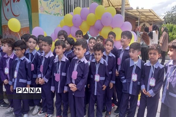 جشن شکوفه‌ها در قائمشهر