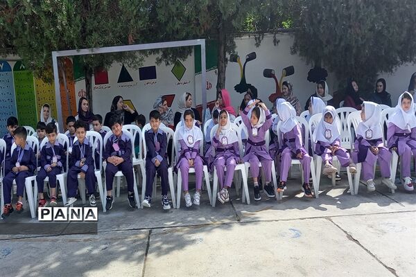 جشن شکوفه‌ها در قائمشهر