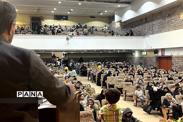 برگزاری جشن آغاز سال تحصیلی  دبستان پاسداران ناحیه یک یزد