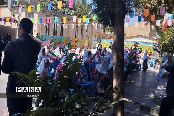 جشن شکوفه ها در شهرستان مانه و سملقان