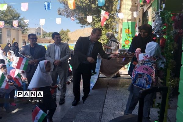 جشن شکوفه ها در شهرستان مانه و سملقان