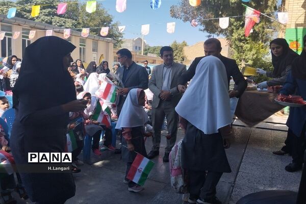 جشن شکوفه ها در شهرستان مانه و سملقان