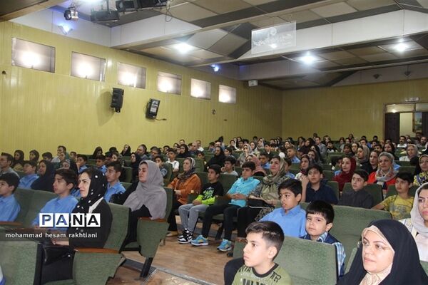 جشن جوانه‌ها ویژه پایه هفتم دبیرستان پسرانه شهید رجایی شهرستان بجنورد