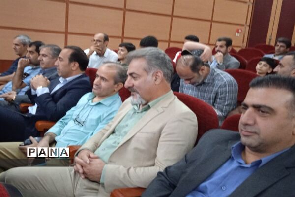 مراسم تقدیر از پرسنل  فوریت‌های پزشکی در روز اورژانس در محمودآباد