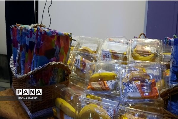 جشن شکوفه‌ها در دبستان شهدای فرهنگی ناحیه۷ مشهد مقدس