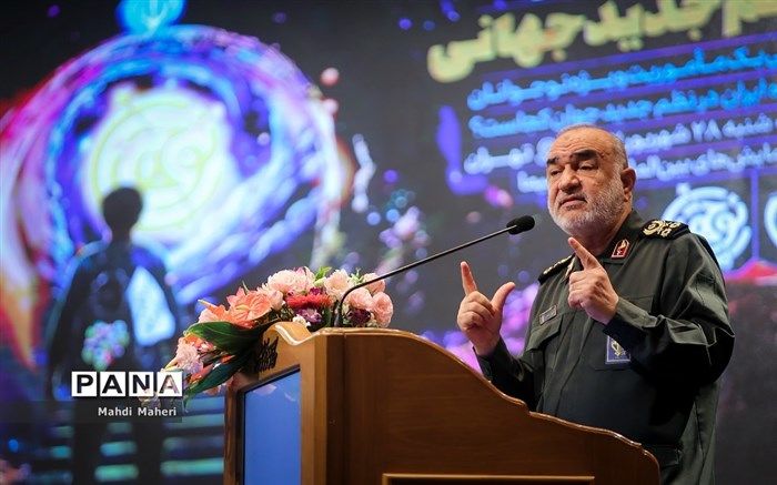 رزمایش بزرگ رهروان شهدا با فرمان سرلشکر سلامی برگزار شد