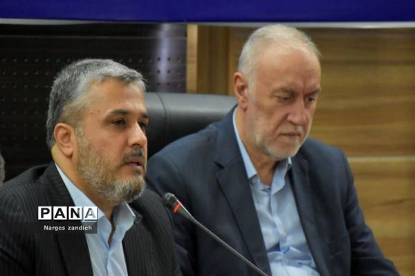 برگزاری جلسه شورای اداری در ملارد