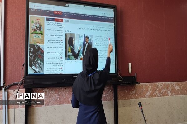 جلسه آموزشی خبر‌نویسی ویژه طرح هر مدرسه یک خبرنگار در شهرستان رباط‌کریم