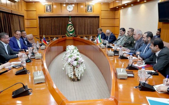 روسای کمیسیون مشترک همکاری‌های اقتصادی جمهوری بولیواری ونزوئلا و ایران دیدار کردند