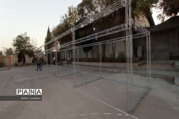آماده سازی فضای هنرستان فاطمه الزهرا(س) جهت نواختن زنگ بازگشایی مدارس