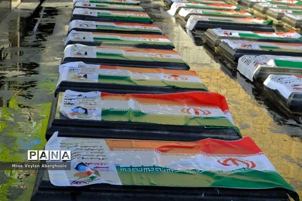 مزار شهدای گمنام شهرستان‌پیشوا گلباران شد