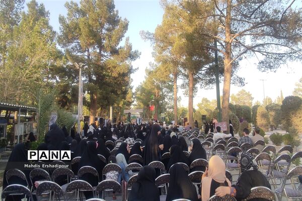 برگزاری مراسم زادروز شهیداصغرپاشاپور در گلزار شهدای تهران