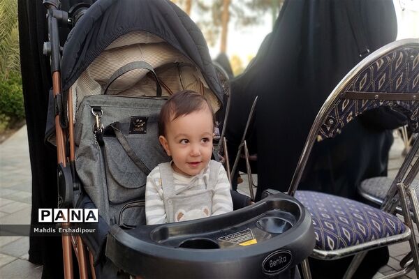 برگزاری مراسم زادروز شهیداصغرپاشاپور در گلزار شهدای تهران